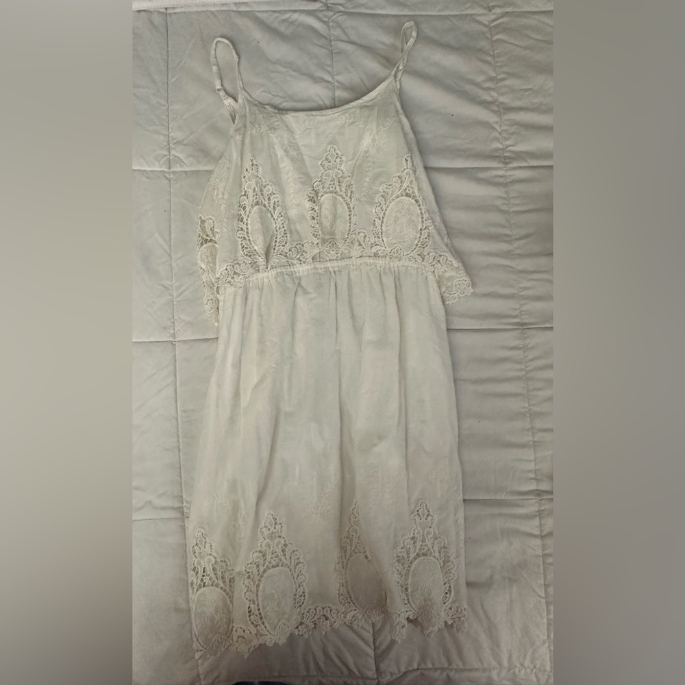 Papaya White Lace Garment